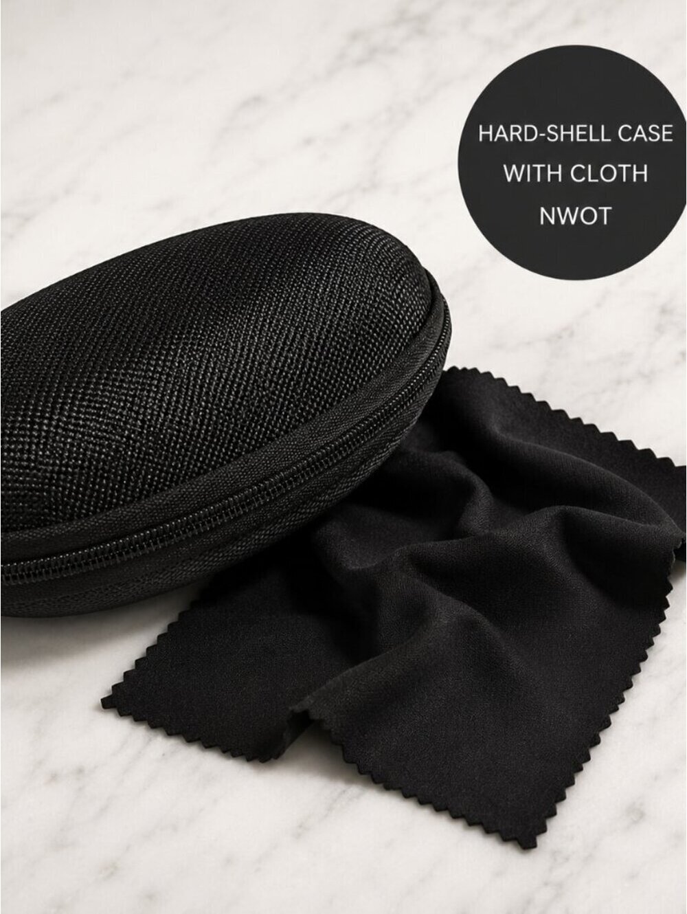 New Without Tags | Sunglasses Case with Cleaning Cloth 6"